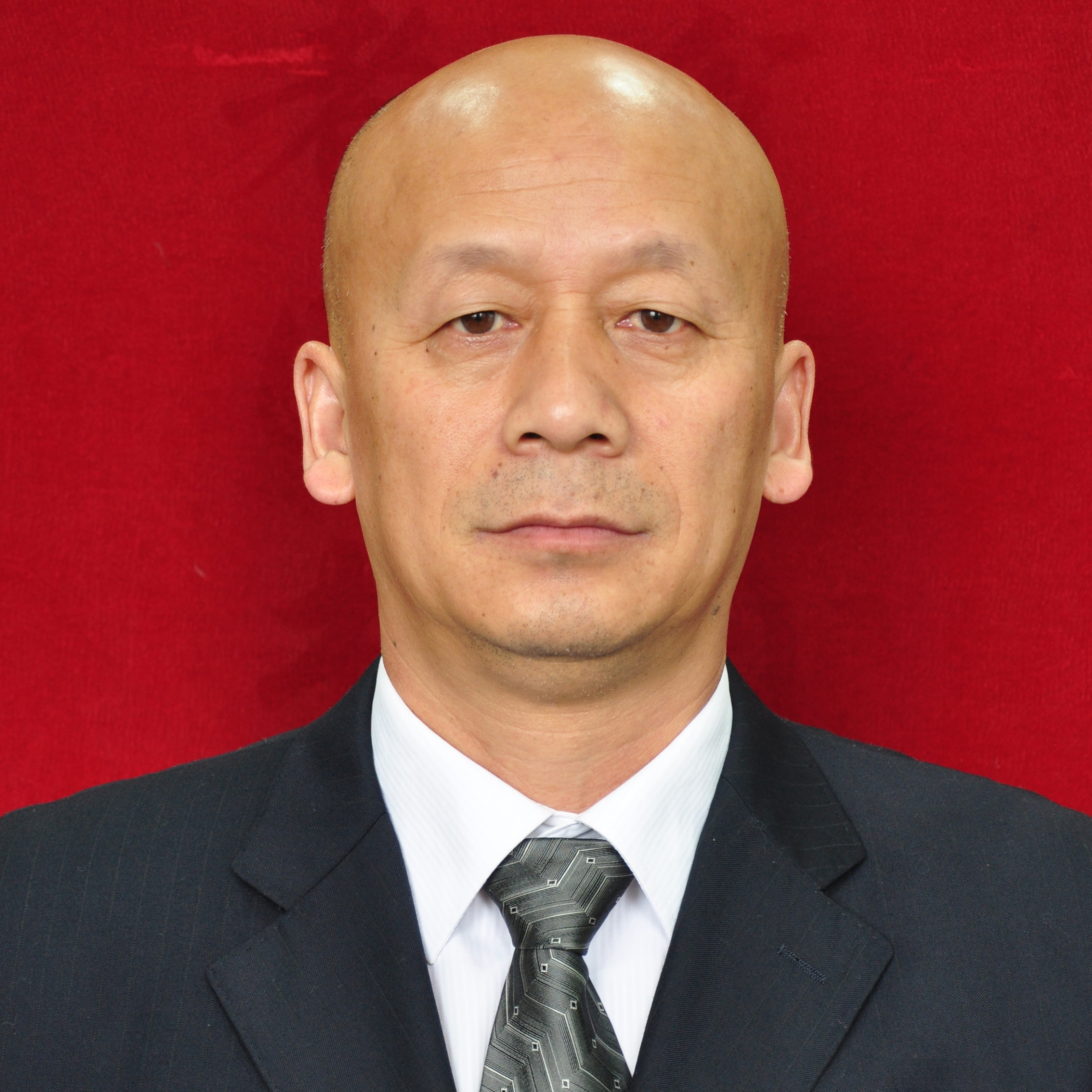 尹家生 教务处处长